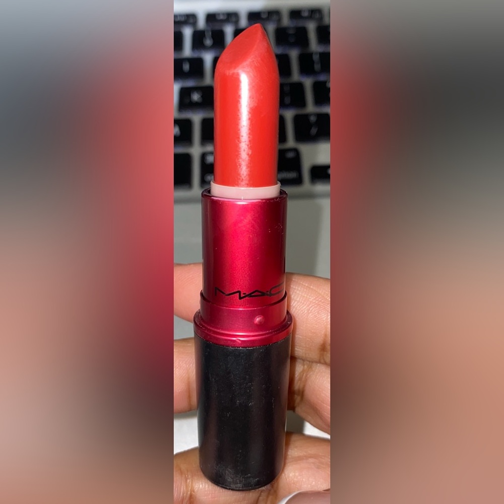 MAC Viva Glam Rihanna Frost Lipstick A93 Limited Edition Red Discontinued RARE